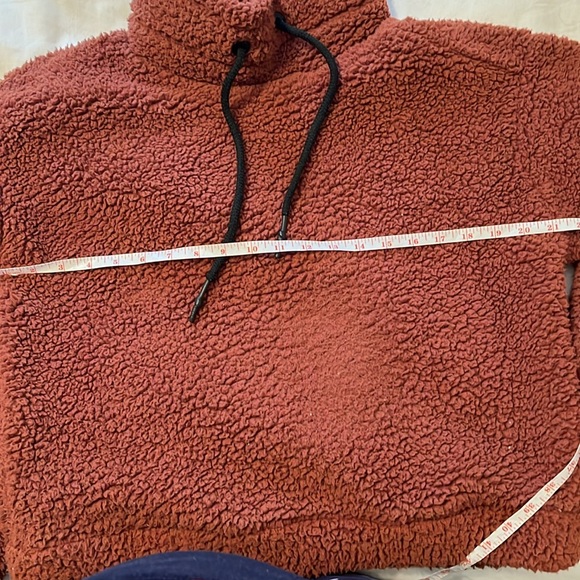 Crop Sherpa pullover - Picture 4 of 5